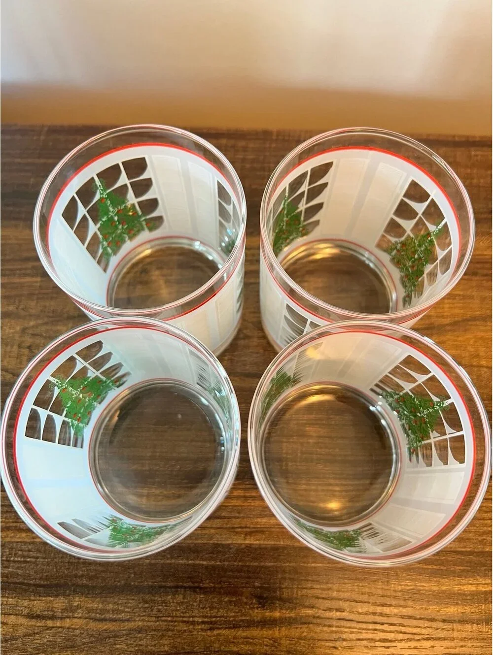 Set Of 4 Christmas Tree Glasses Old Fashion Style Snow Frosted window Pane Scene